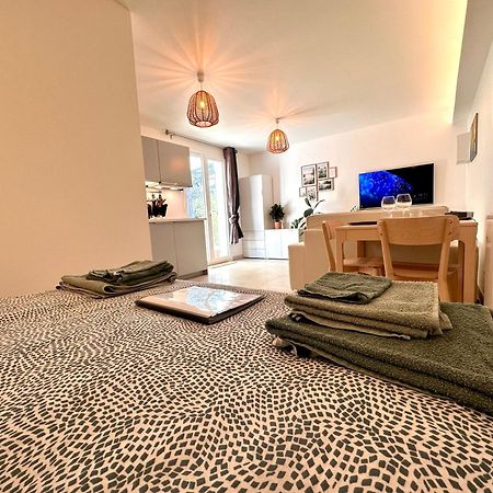 Paisible Studio Tout Neuf En Lisiere De Foret Peyrolles-en-Provence ภายนอก รูปภาพ