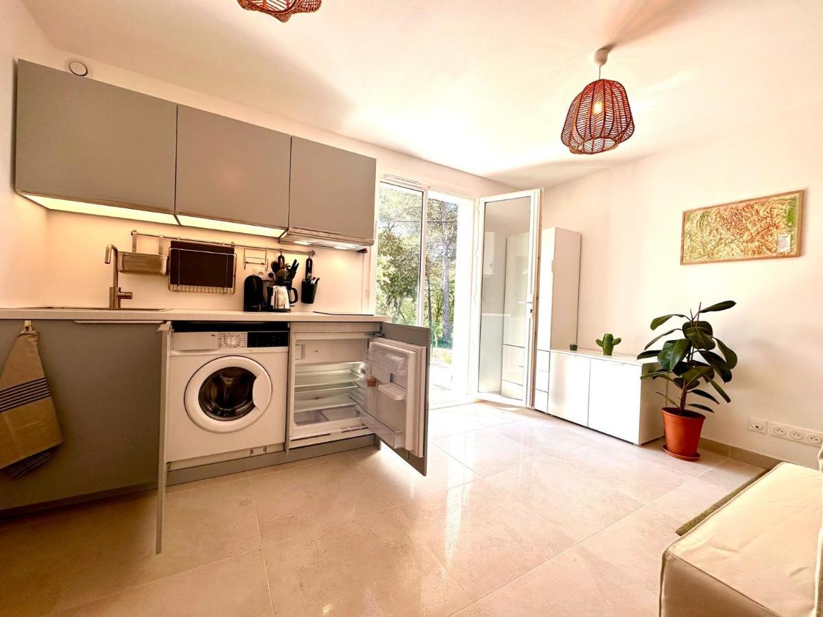 Paisible Studio Tout Neuf En Lisiere De Foret Peyrolles-en-Provence ภายนอก รูปภาพ