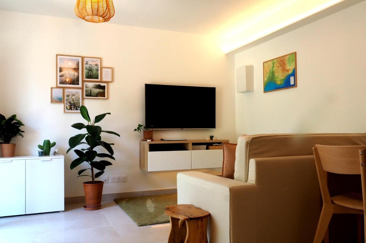 Paisible Studio Tout Neuf En Lisiere De Foret Peyrolles-en-Provence ภายนอก รูปภาพ