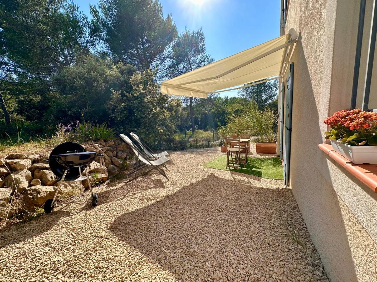 Paisible Studio Tout Neuf En Lisiere De Foret Peyrolles-en-Provence ภายนอก รูปภาพ
